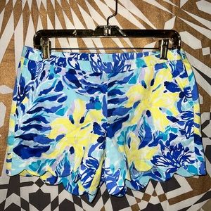 Lilly Pulitzer Magnolia Scalloped Shorts